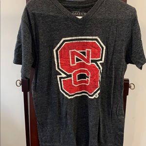 Men’s NC state v neck shirt